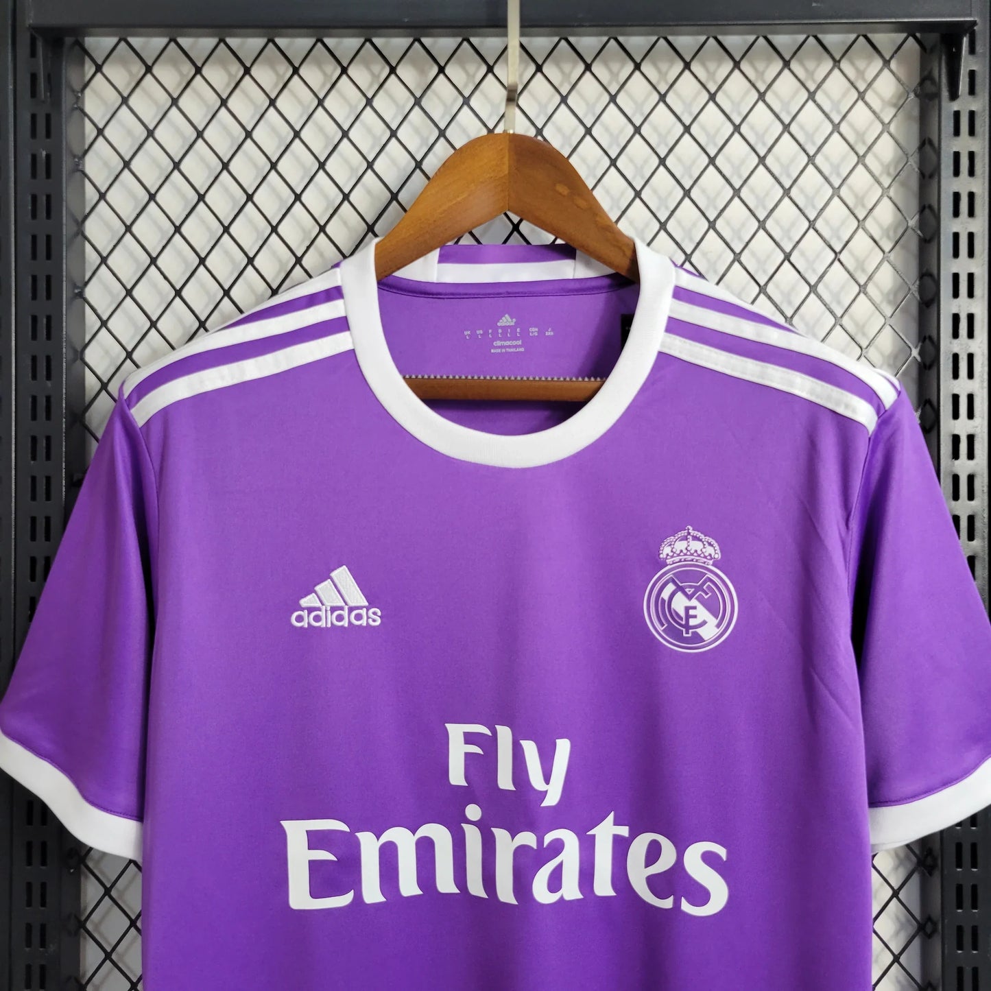 2017/18 Real Madrid Away Short Sleeve Shirt