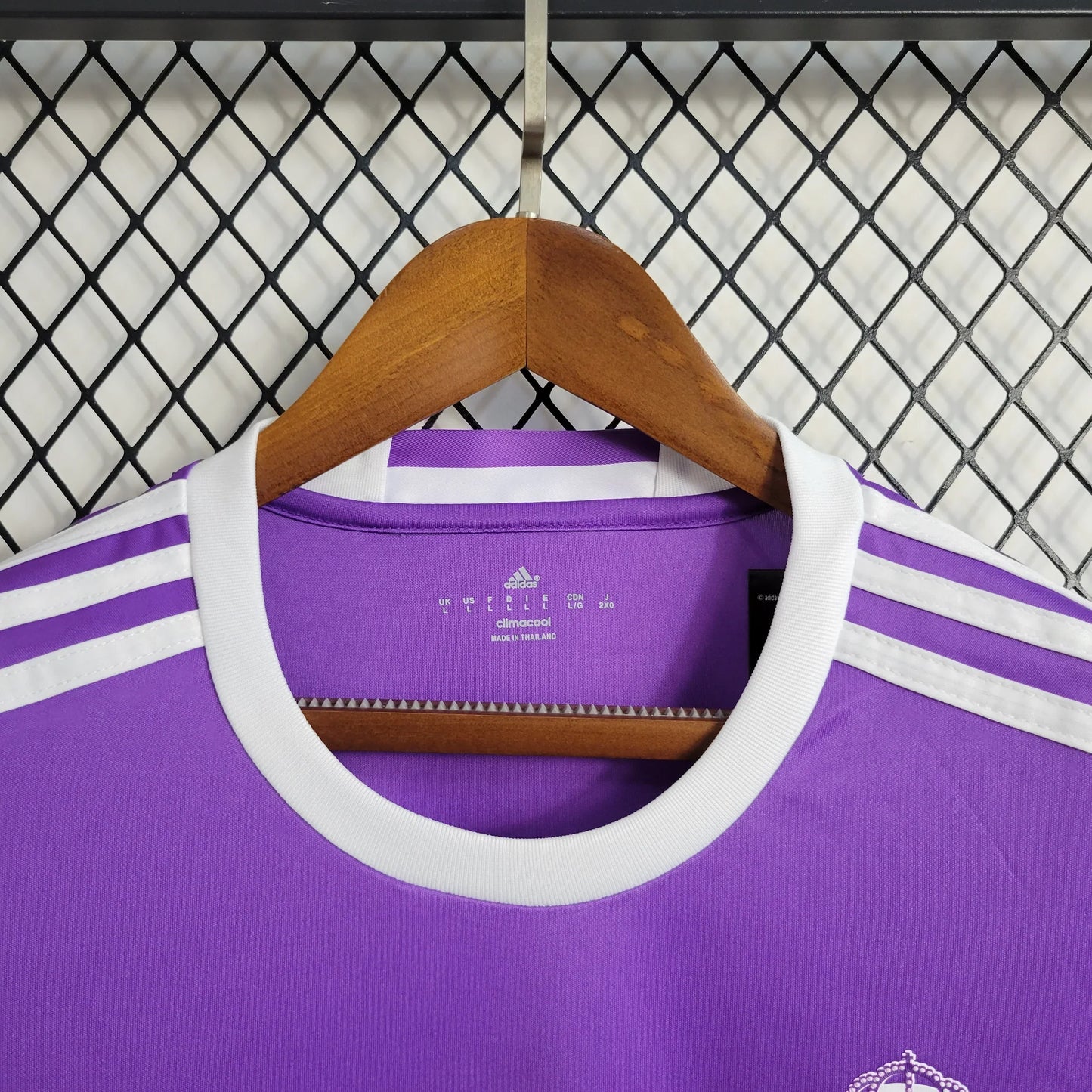 2017/18 Real Madrid Away Short Sleeve Shirt