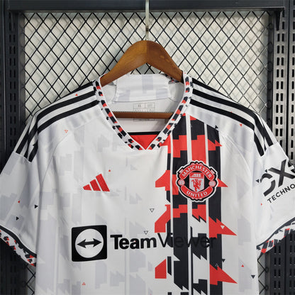 Manchester United “Ice Inferno” Special Kit