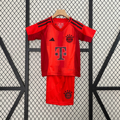 24/25 Kids Bayern Home Kit