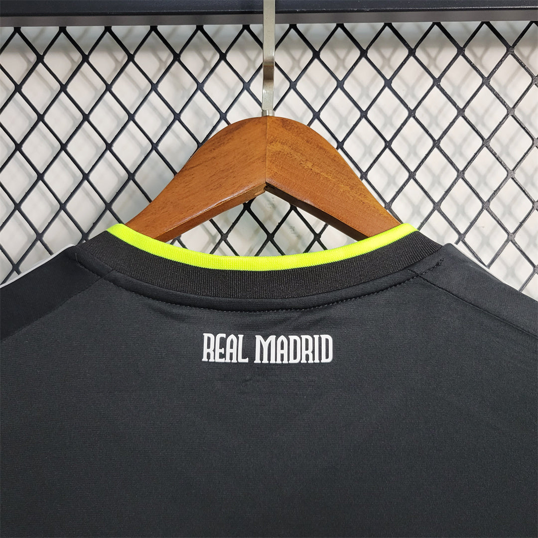 Real Madrid 10/11 Long Sleeve Away Kit
