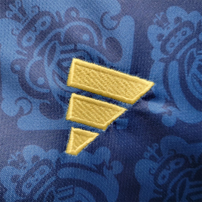 Real Madrid “Blue Crown” Special Kit