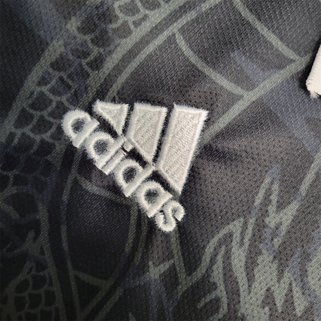 Kids Real Madrid “Black Dragon” Special Kit