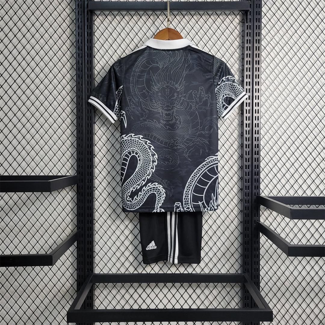 Kids Real Madrid “Black Dragon” Special Kit