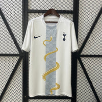 Tottenham 25/26 Prematch Kit