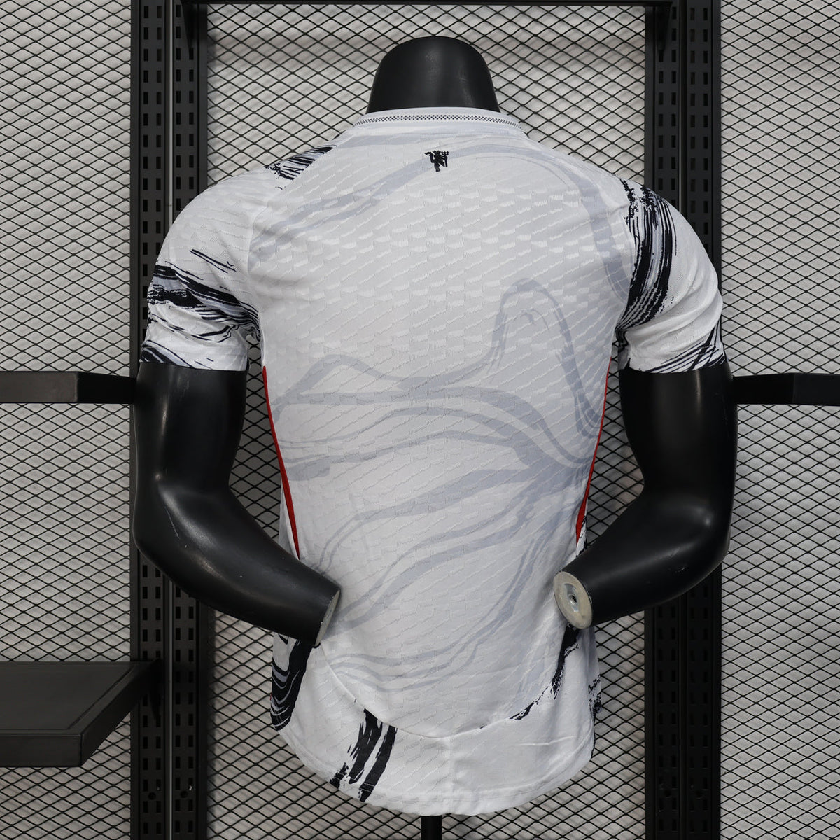 Manchester United “Silver Streak” Special Kit