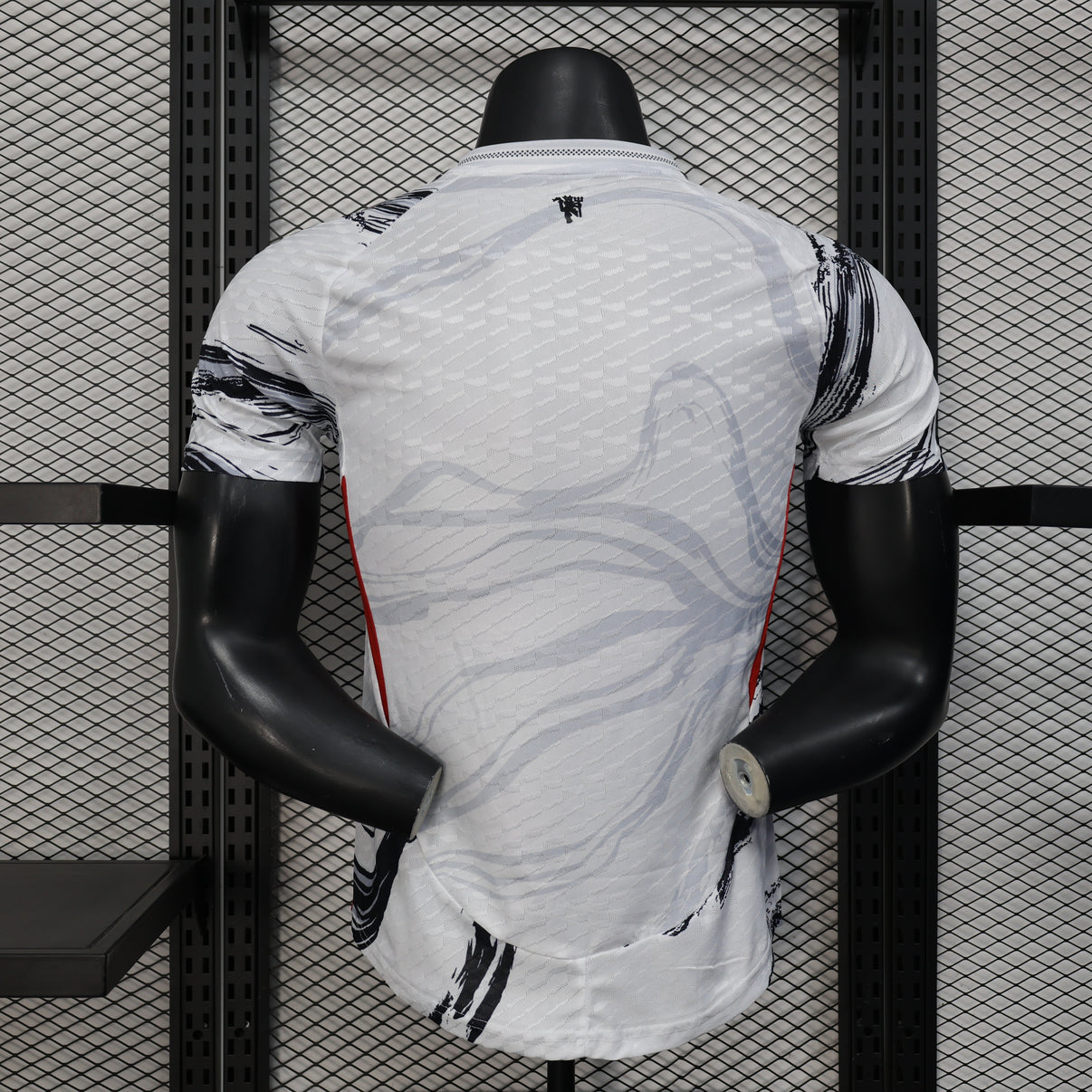 Manchester United “Silver Streak” Special Kit